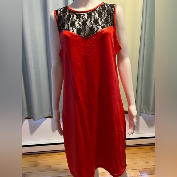 Lady in reeed 💃🏻 - Picture 1 of 3